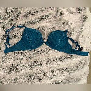 Victoria’s Secret’s bombshell bra